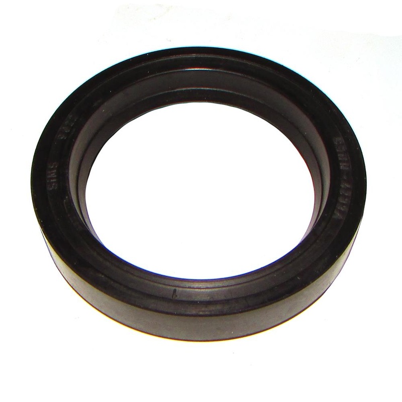 S.65476 Seal, Rear Axle, C9Nn4N109A Fits Ford/New Holland