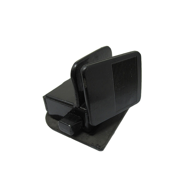 Window Latch - Right Hand Fits Case 580M 580M 411908A1